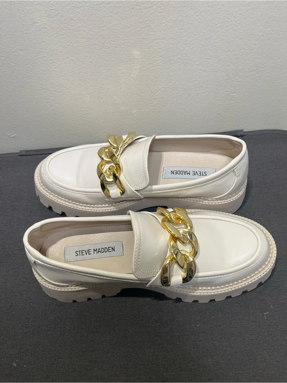 Steve Madden Cream-White Loafers with Gold Chain Detail